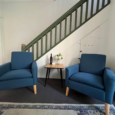 Discover The Rocks - Historical Terrace House 시드니 외부 사진