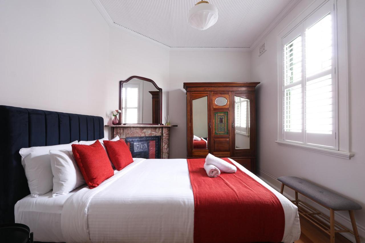 Discover The Rocks - Historical Terrace House 시드니 외부 사진